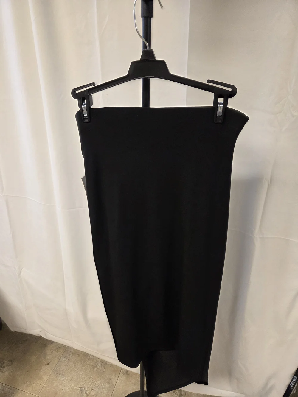 Nine West figure flattering